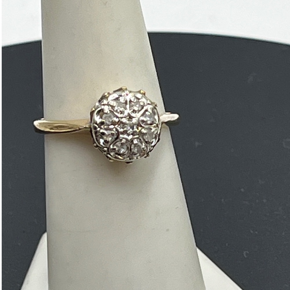 10k Gold Two Tone Round Domed Diamond Cluster Scalloped Setting   Ring Sz 7 Vint